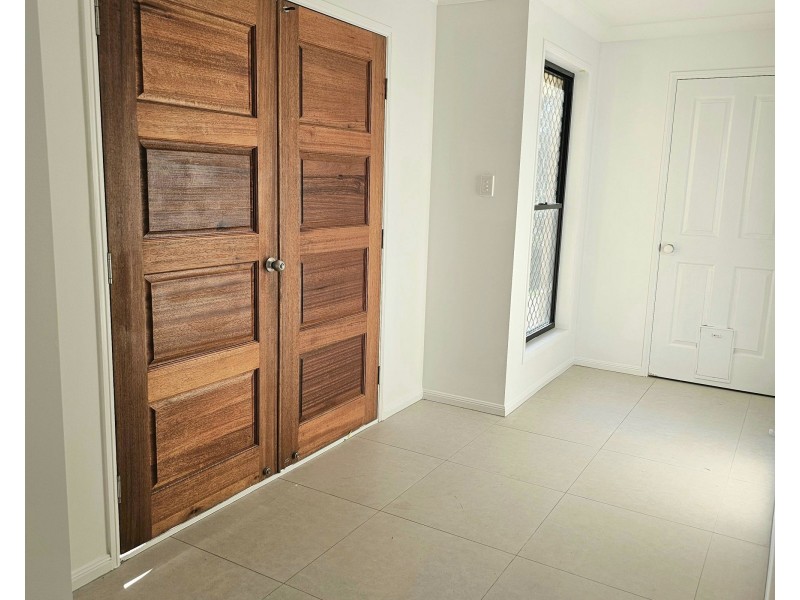 2 Greenland Court, Springfield QLD 4300