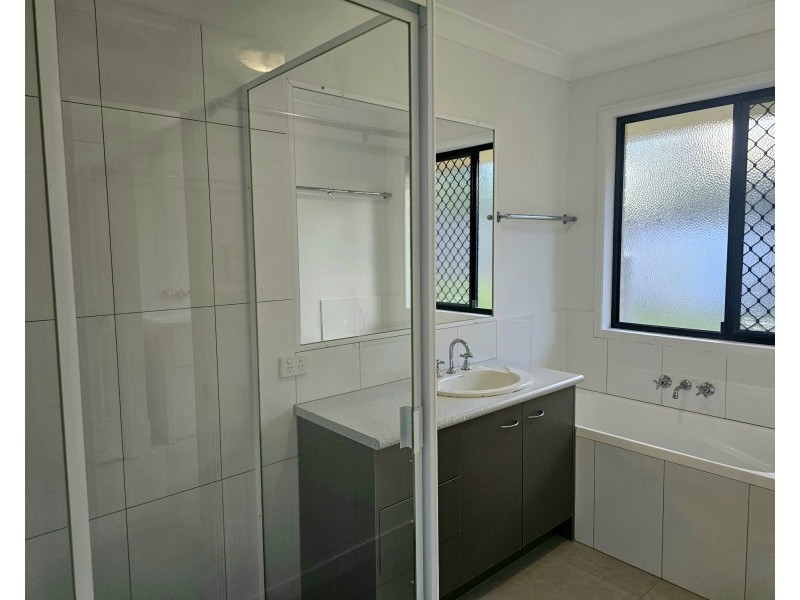 2 Greenland Court, Springfield QLD 4300