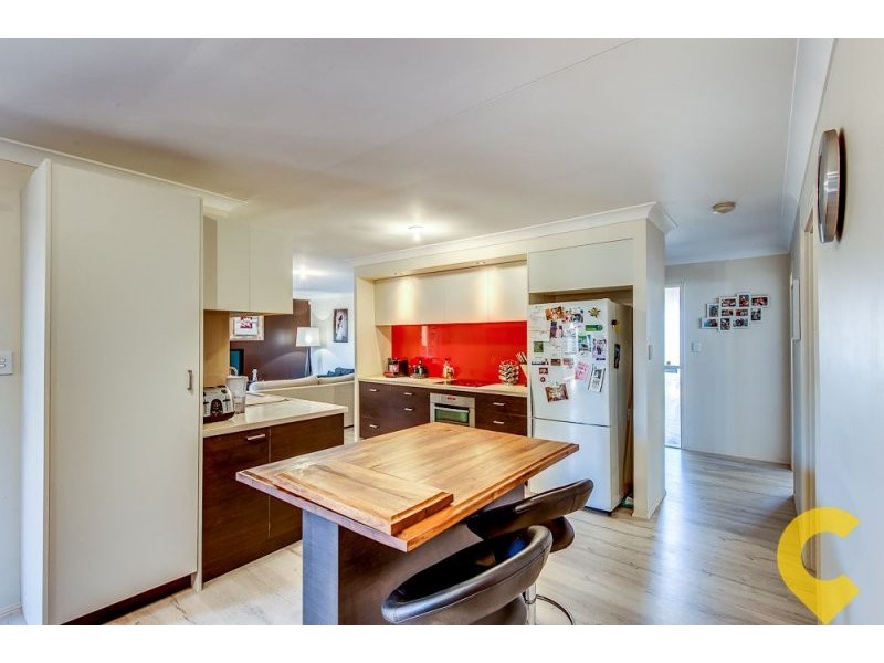 39 Burgess Street, Raceview QLD 4305