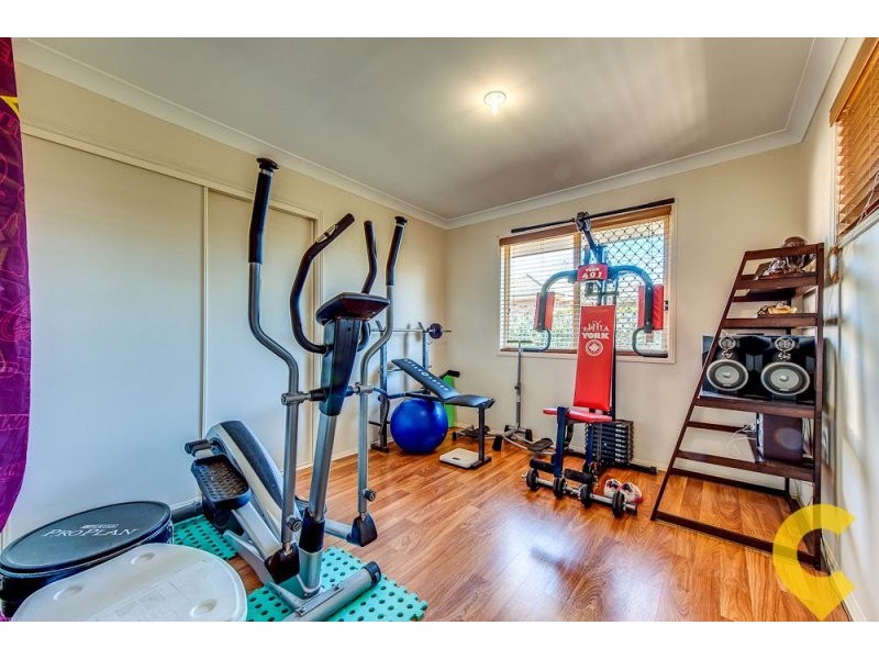 39 Burgess Street, Raceview QLD 4305