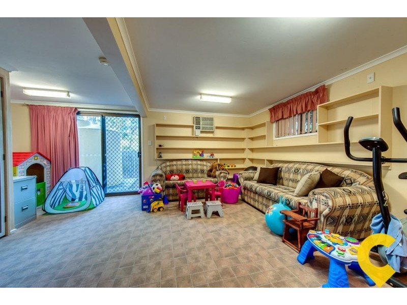 9 Birkenstock Court, Bellbird Park QLD 4300