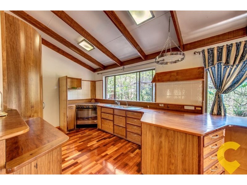 34 Mountain Vista Court, Mount Crosby QLD 4306