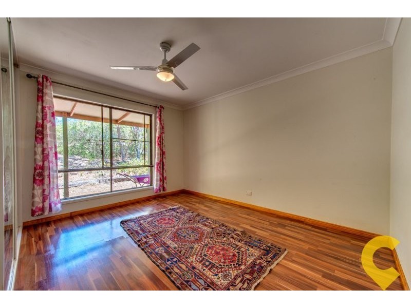34 Mountain Vista Court, Mount Crosby QLD 4306