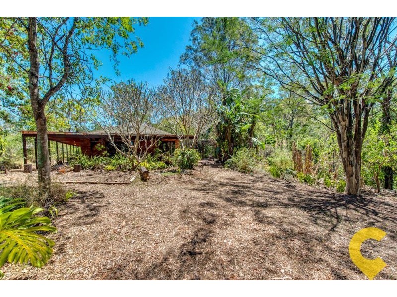 34 Mountain Vista Court, Mount Crosby QLD 4306
