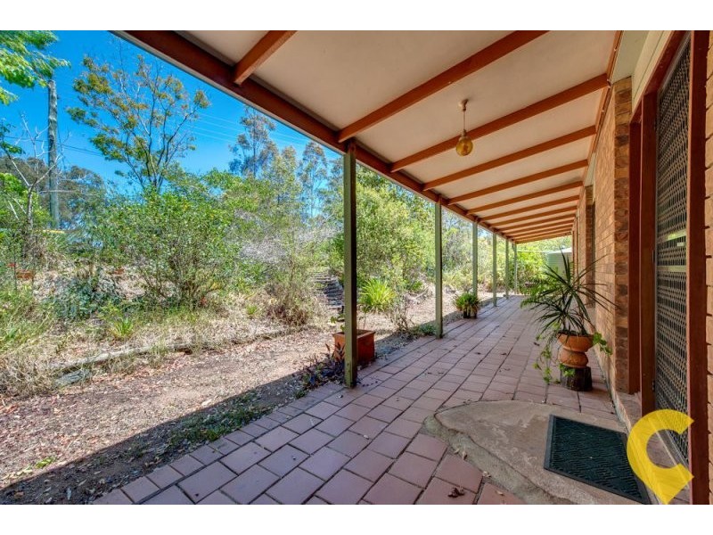 34 Mountain Vista Court, Mount Crosby QLD 4306