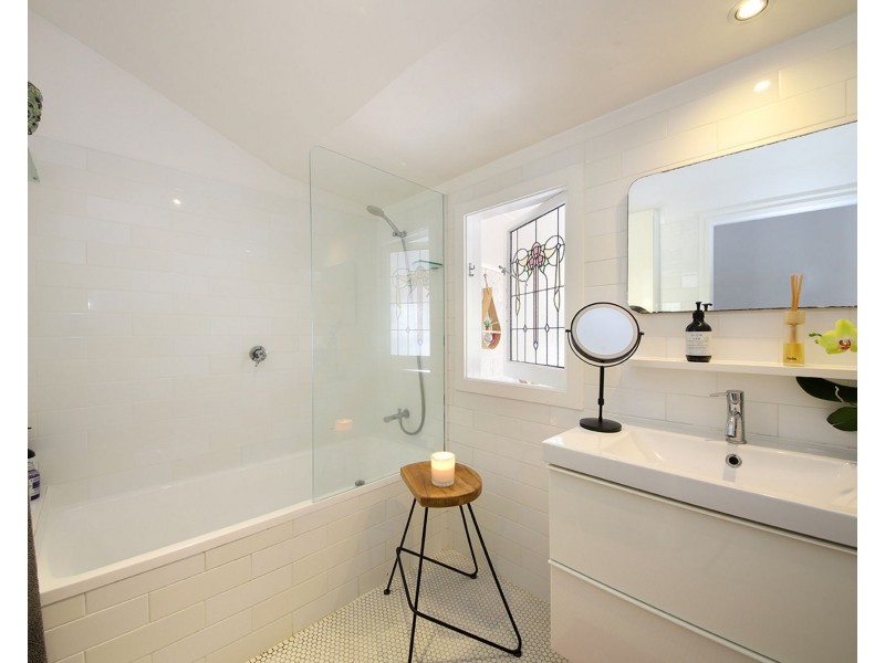 75 Frederick Street, Toowong QLD 4066