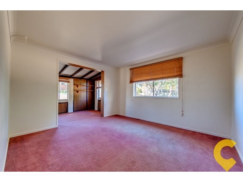 118 Johnston Street, Bellbird Park QLD 4300