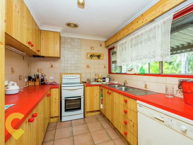255 Jones Road, Bellbird Park QLD 4300