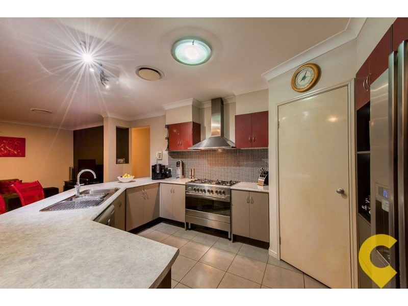 27 Scoparia Drive, Brookwater QLD 4300
