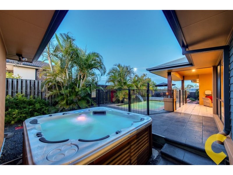 27 Scoparia Drive, Brookwater QLD 4300