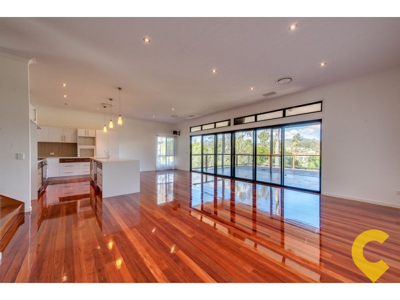 32 Mcauley Crescent, Augustine Heights QLD 4300