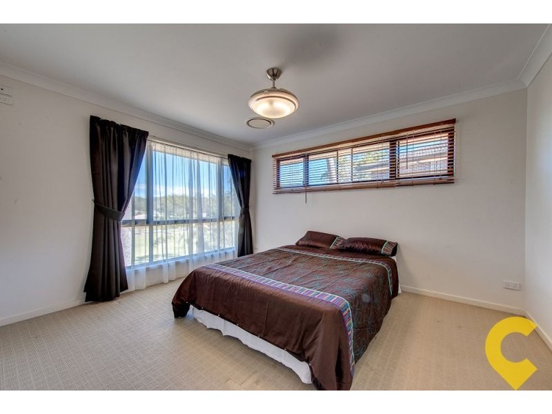 32 Mcauley Crescent, Augustine Heights QLD 4300