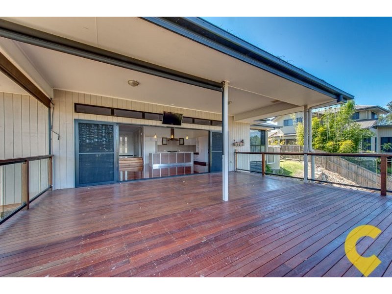 32 Mcauley Crescent, Augustine Heights QLD 4300