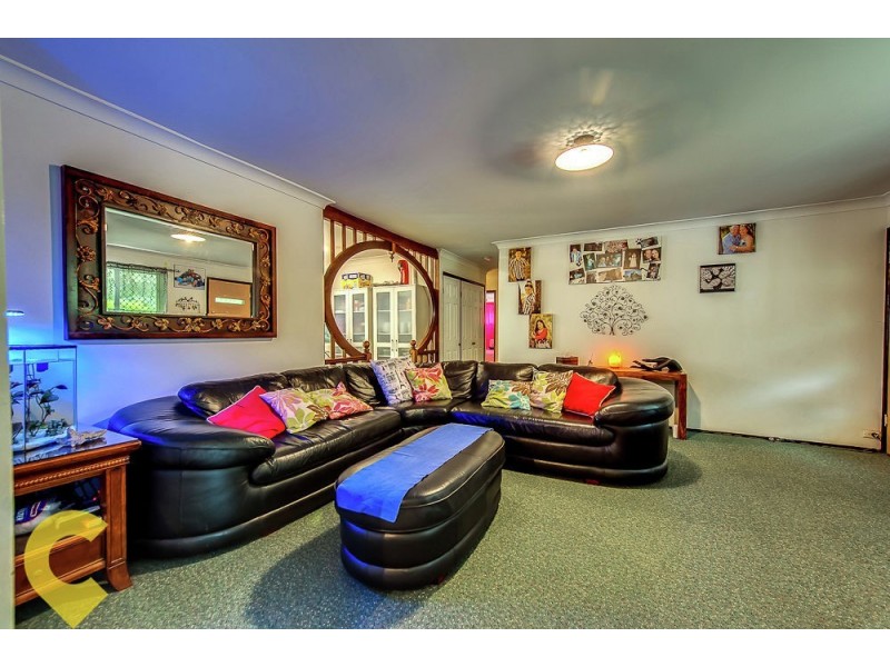 68 Alawoona Street, Redbank Plains QLD 4301