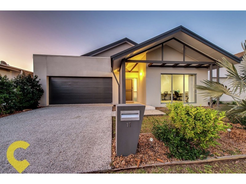 11 Francisca Drive, Augustine Heights QLD 4300