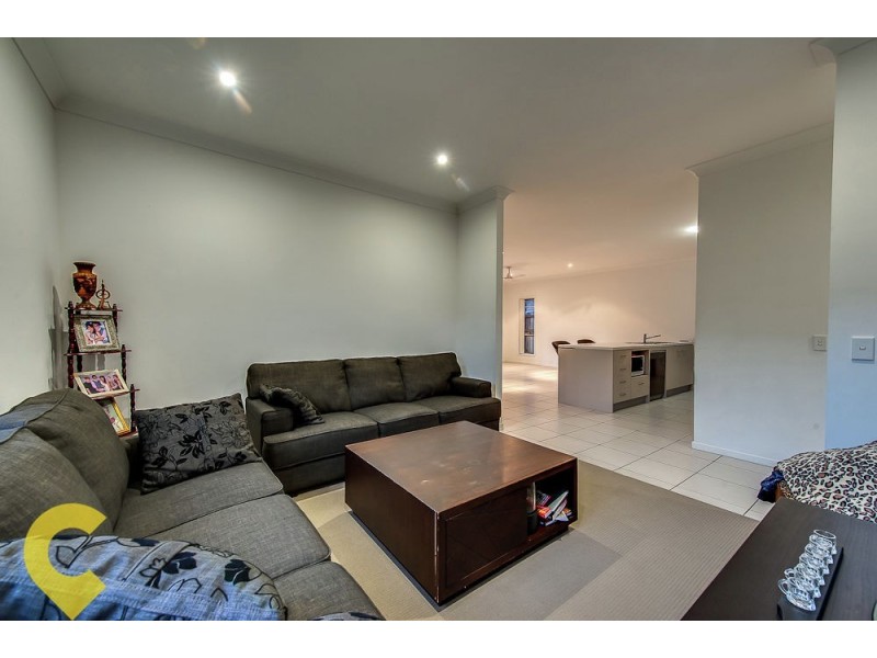 11 Francisca Drive, Augustine Heights QLD 4300