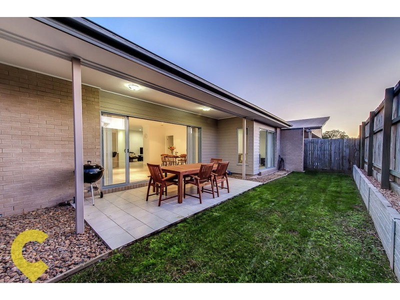 11 Francisca Drive, Augustine Heights QLD 4300