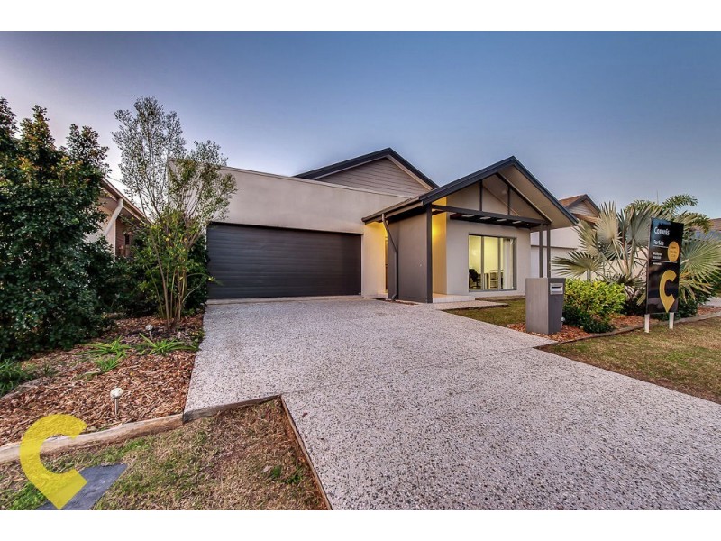 11 Francisca Drive, Augustine Heights QLD 4300