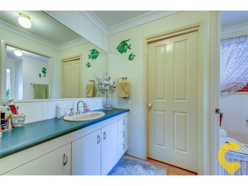 11 Grasstree Place, Forest Lake QLD 4078