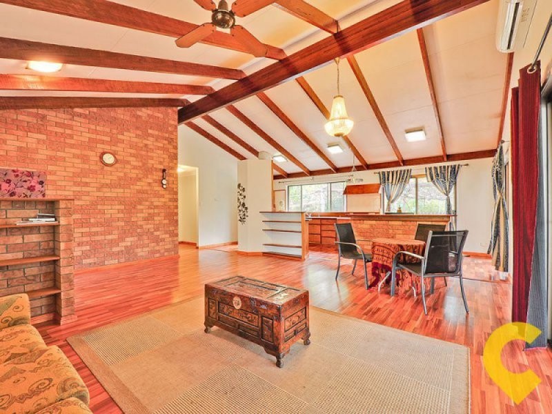 34 Mountain Vista Court, Mount Crosby QLD 4306