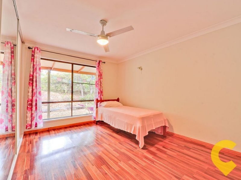 34 Mountain Vista Court, Mount Crosby QLD 4306