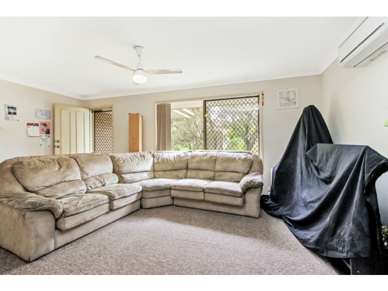 7 Ingles Drive, Redbank Plains QLD 4301