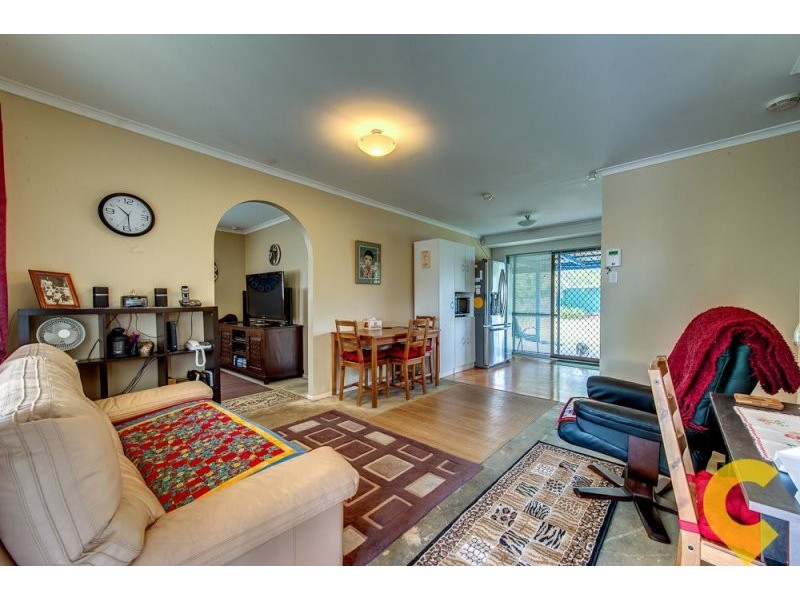 16 Meranti Street, Crestmead QLD 4132