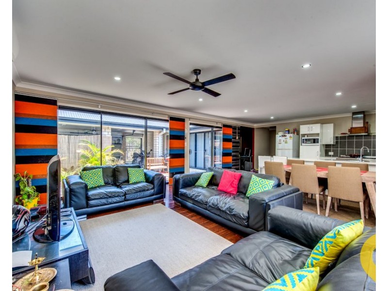 10 John Bell Court, Goodna QLD 4300