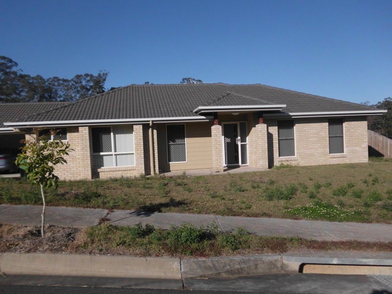 15 Weymouth Street, Bundamba QLD 4304