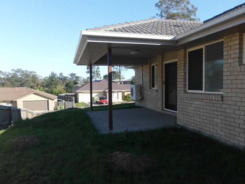 15 Weymouth Street, Bundamba QLD 4304