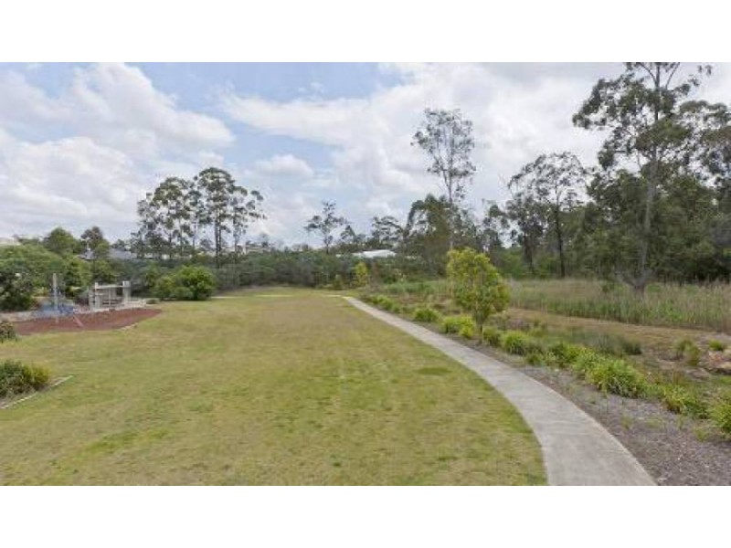 38 Creekside Drive, Springfield Lakes QLD 4300