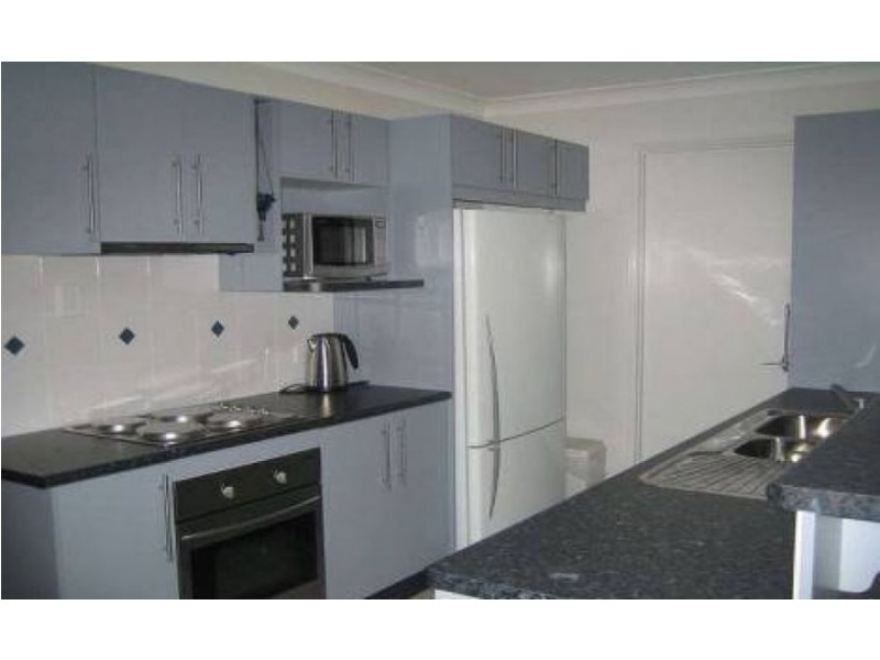 38 Creekside Drive, Springfield Lakes QLD 4300