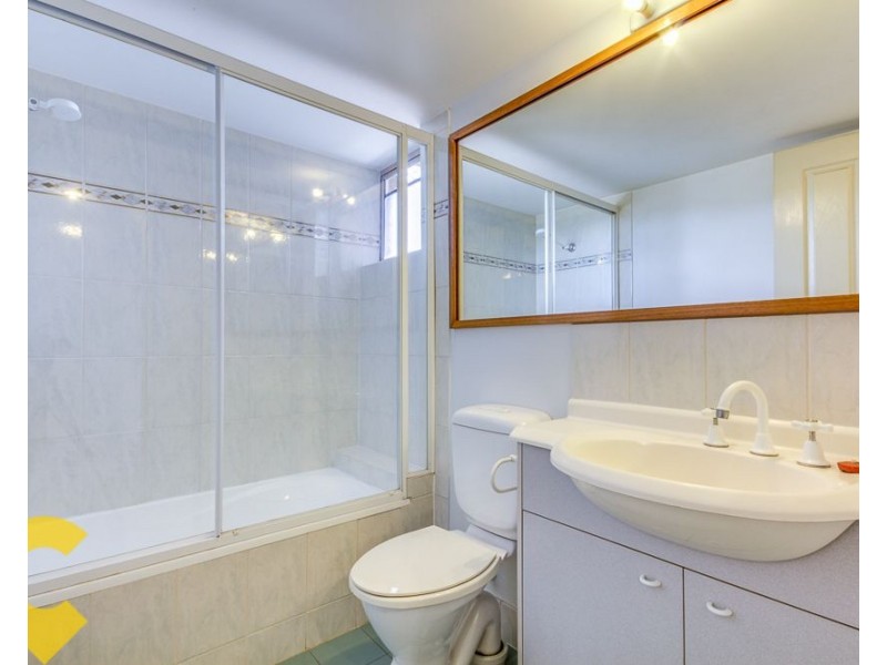 2/18 Morrow Street, Taringa QLD 4068