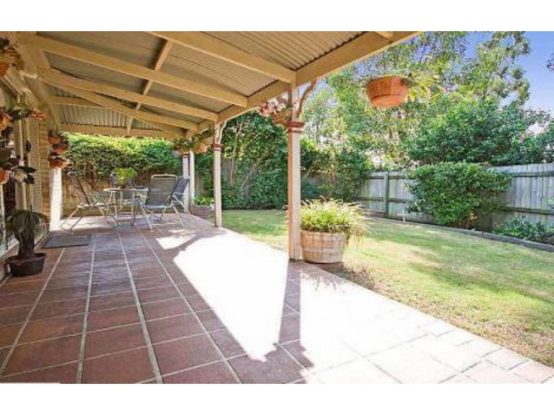 27 Mapleton Crescent, Forest Lake QLD 4078