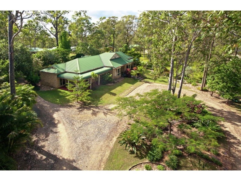 23-25 Silvereye Crescent, Greenbank QLD 4124