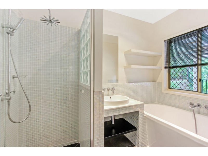 23-25 Silvereye Crescent, Greenbank QLD 4124