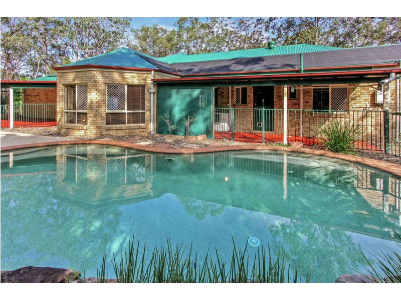 23-25 Silvereye Crescent, Greenbank QLD 4124