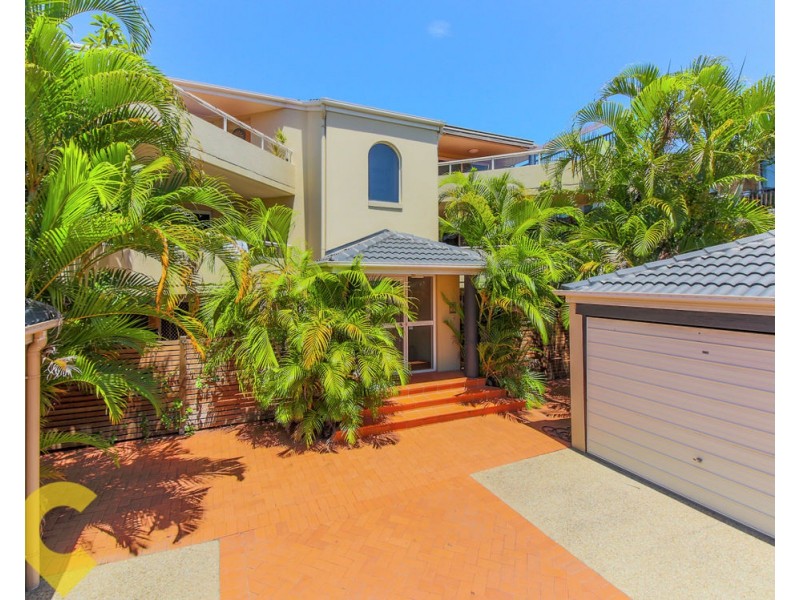 2/11 Cadell Street, Toowong QLD 4066