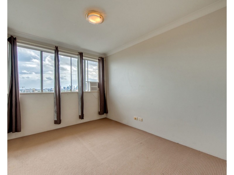 25/15 Bellevue Terrace, St Lucia QLD 4067