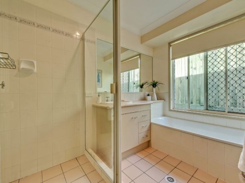 15 Freshwater Cct, Forest Lake QLD 4078