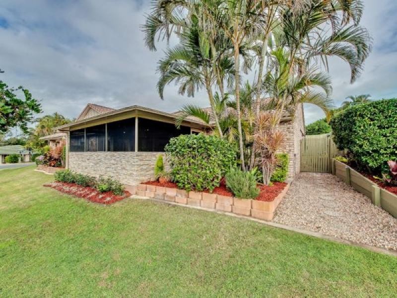 15 Freshwater Cct, Forest Lake QLD 4078