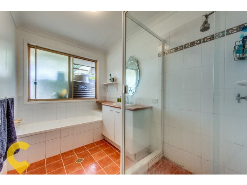 8 Warrigal Court, Doolandella QLD 4077