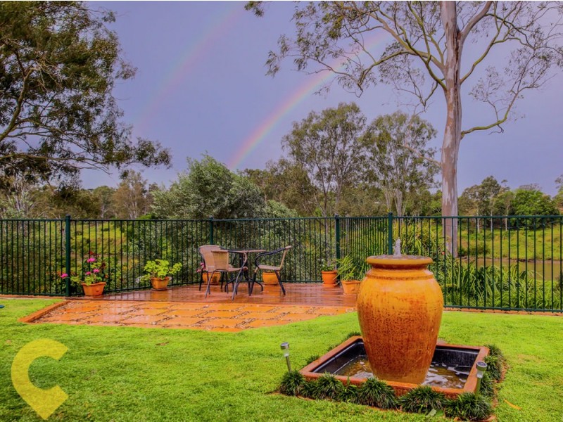 40 Islandview Street, Barellan Point QLD 4306
