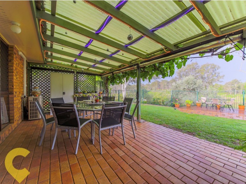 40 Islandview Street, Barellan Point QLD 4306