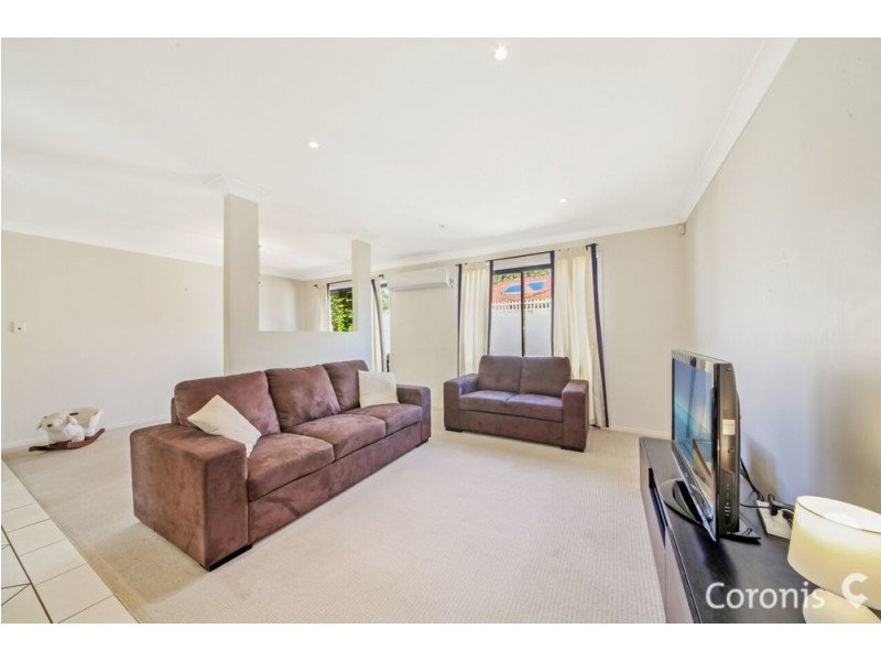 11 Mapleton Crescent, Forest Lake QLD 4078