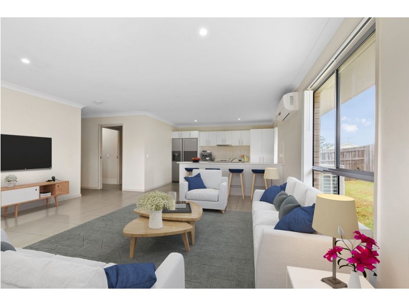 33 Gordon Drive, Bellbird Park QLD 4300