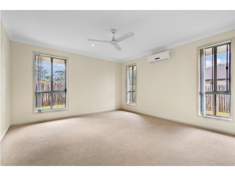 33 Gordon Drive, Bellbird Park QLD 4300