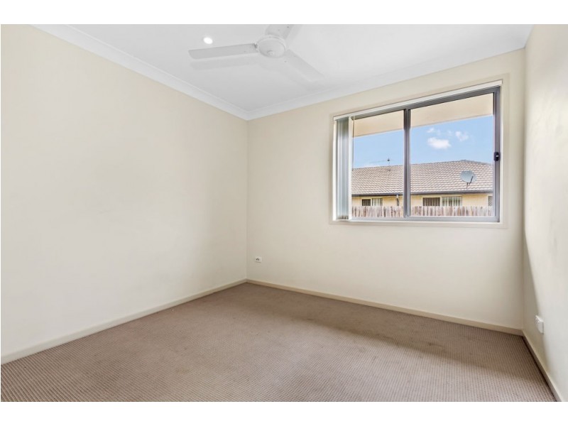 33 Gordon Drive, Bellbird Park QLD 4300