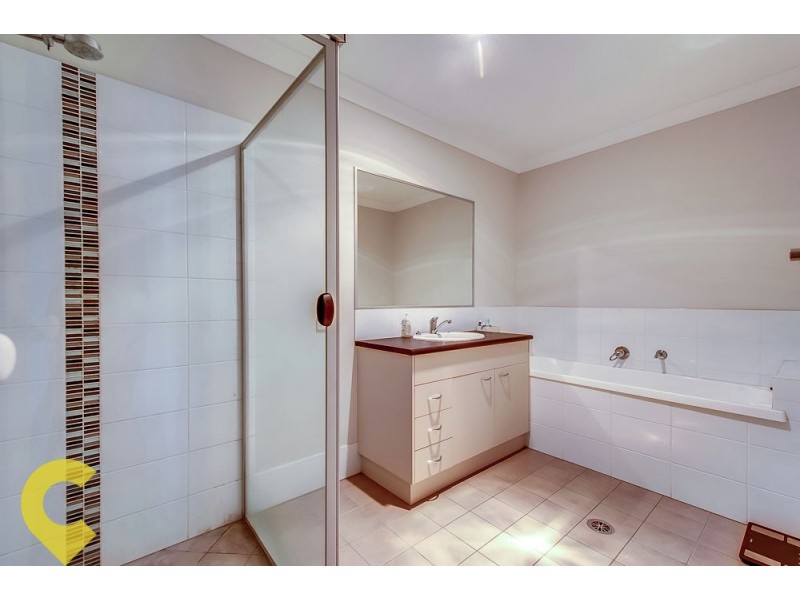 80 Golf Links Drive, Gatton QLD 4343