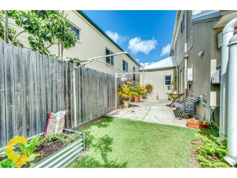 7 Cruiser Close, Springfield Lakes QLD 4300